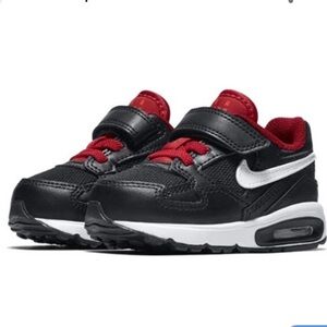 Nike Air Max sneakers toddler size 5C Black and Red boys shoes